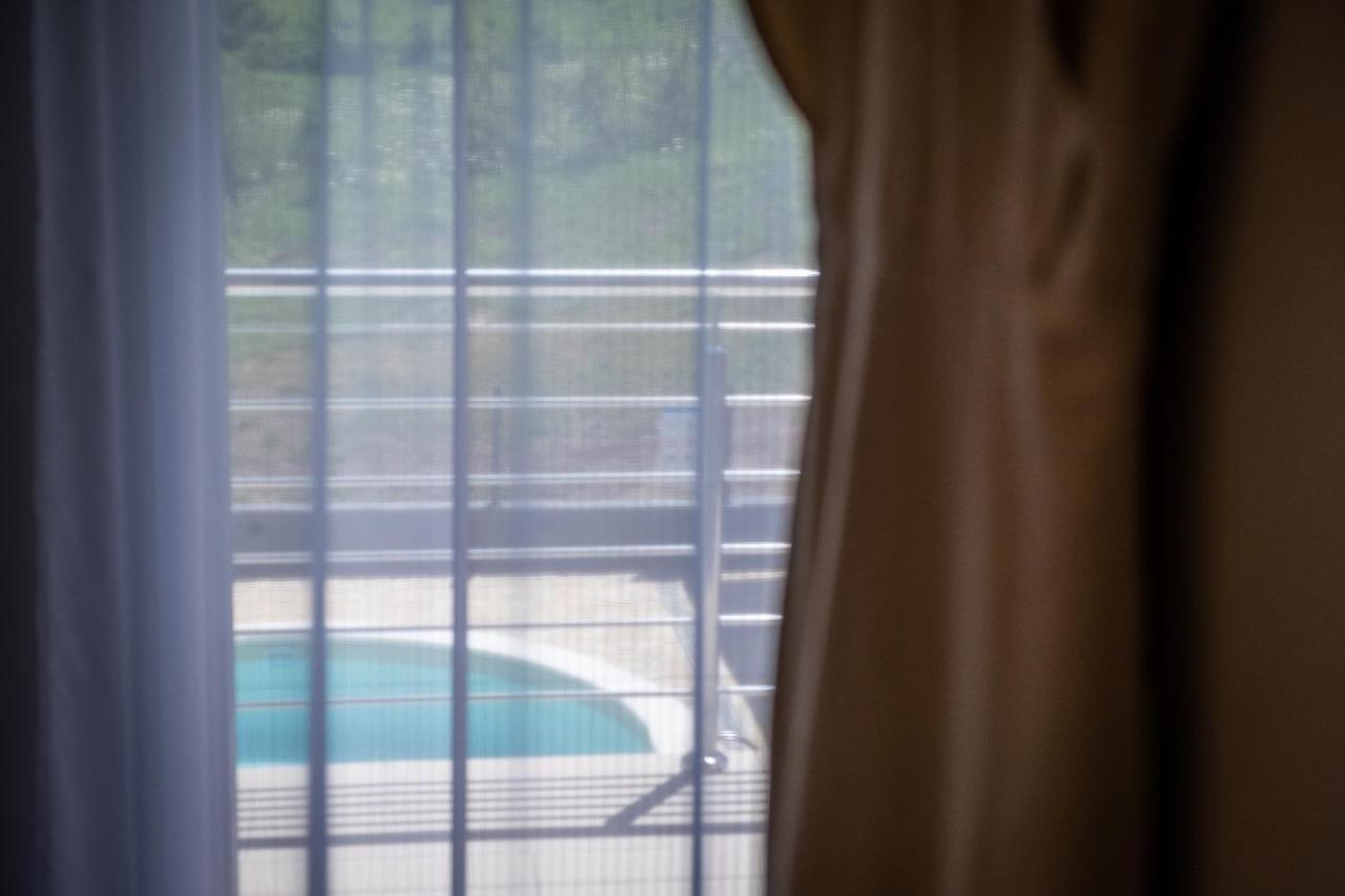 Villa Nesa - Beautiful Guest House At Continental Croatia With Outdoor Swimming Pool, Sauna And 3 Bedrooms Plaski ภายนอก รูปภาพ