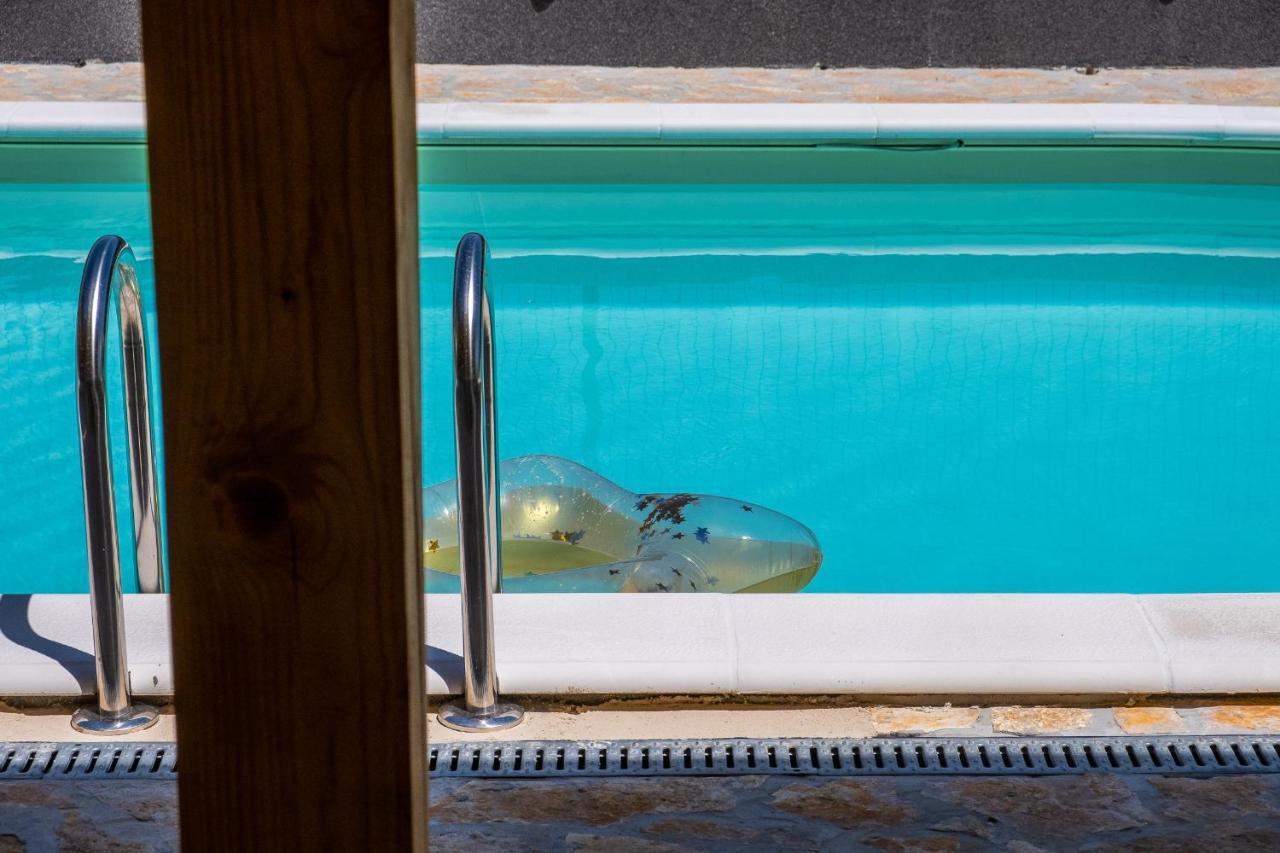 Villa Nesa - Beautiful Guest House At Continental Croatia With Outdoor Swimming Pool, Sauna And 3 Bedrooms Plaski ภายนอก รูปภาพ
